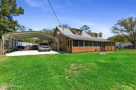 4945 Us Highway 17 Green Cove Springs FL 32043