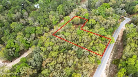 707 Hillsborough Avenue Florahome FL 32140