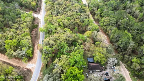 707 Hillsborough Avenue Florahome FL 32140