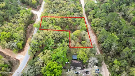 707 Hillsborough Avenue Florahome FL 32140