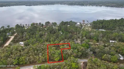 707 Hillsborough Avenue Florahome FL 32140