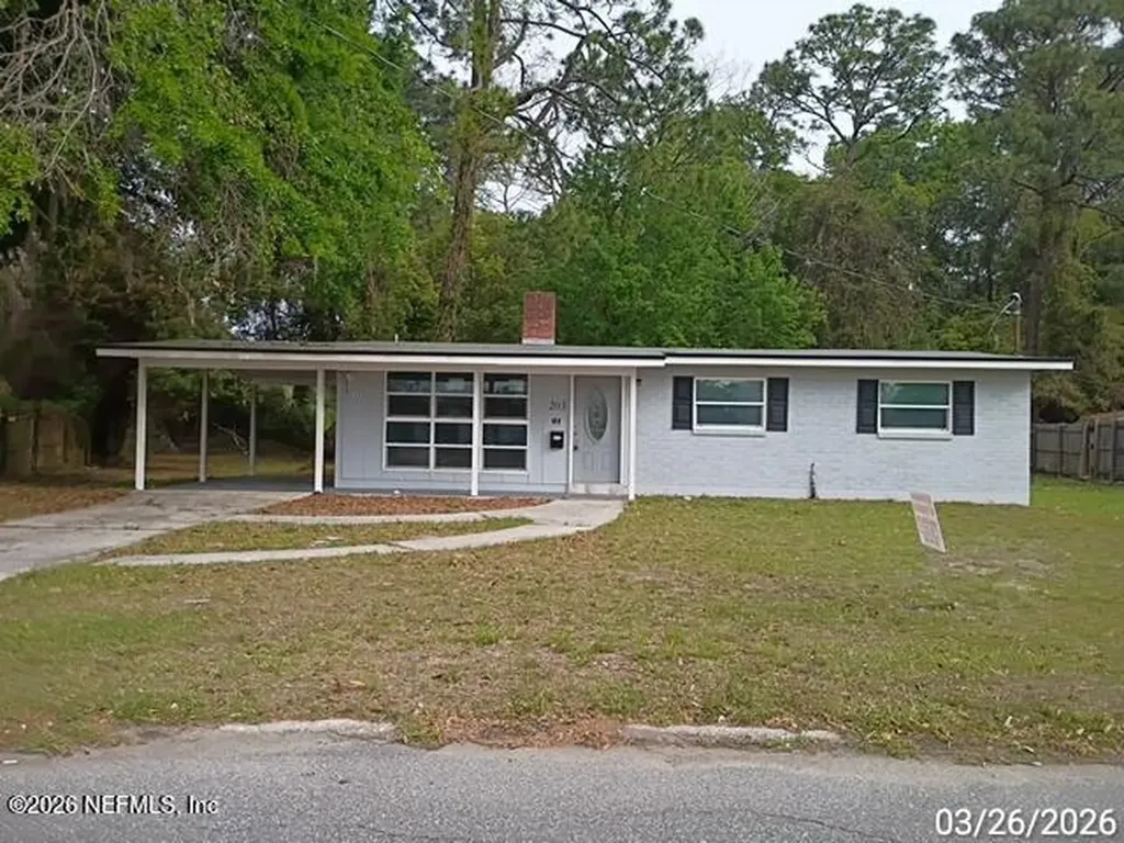 203 Renne Drive N Jacksonville FL 32218