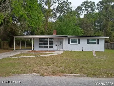 203 Renne Drive N Jacksonville FL 32218