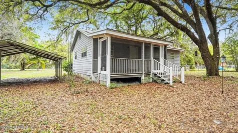 808 County Road 20a Hawthorne FL 32640