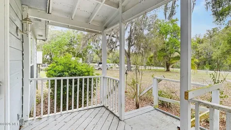 808 County Road 20a Hawthorne FL 32640