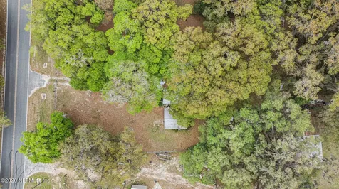 808 County Road 20a Hawthorne FL 32640