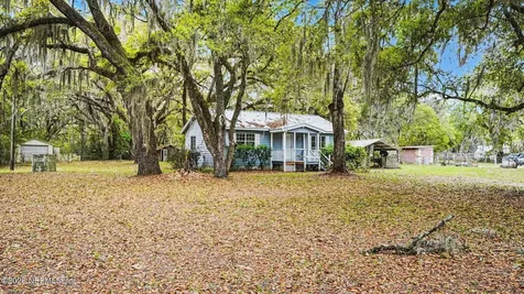 808 County Road 20a Hawthorne FL 32640