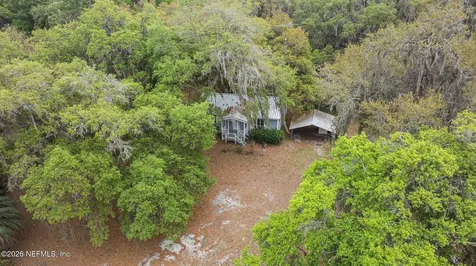 808 County Road 20a Hawthorne FL 32640
