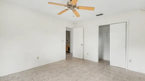808 County Road 20a Hawthorne FL 32640