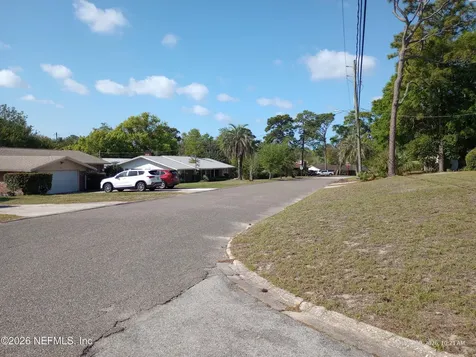 7834 Woodleigh Drive S Jacksonville FL 32211