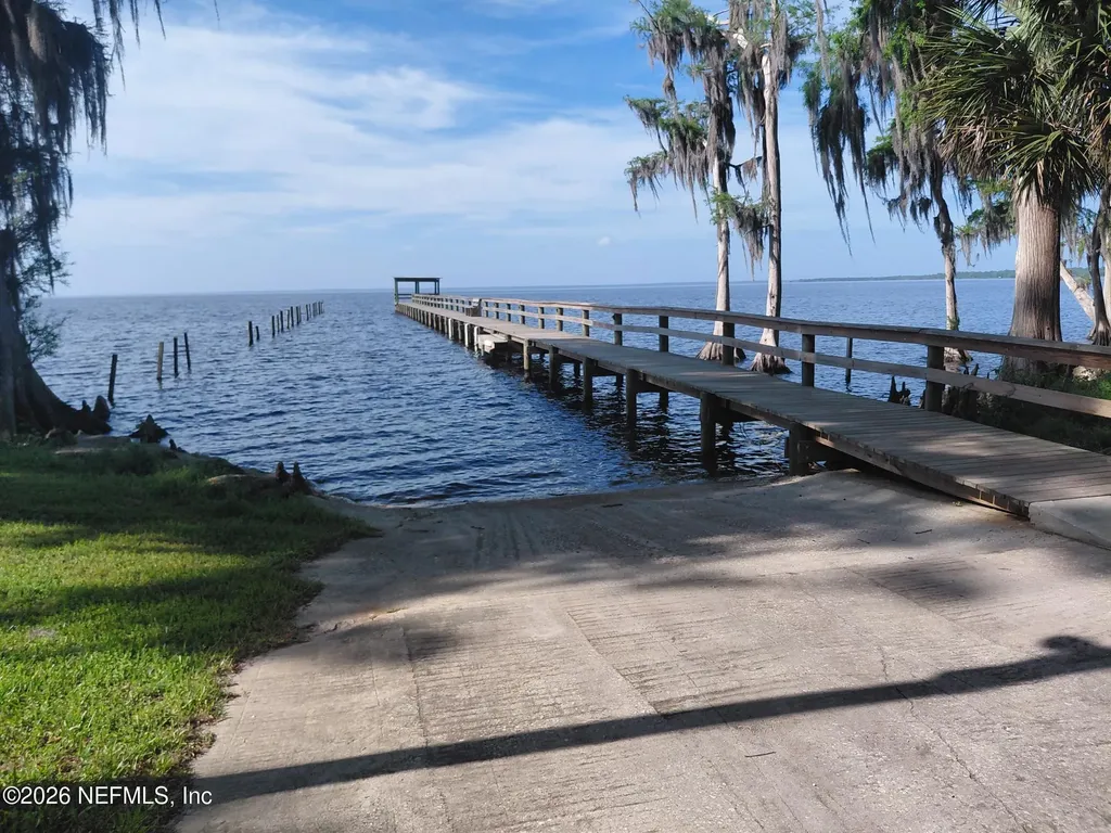 426 Carteret Road Georgetown FL 32139