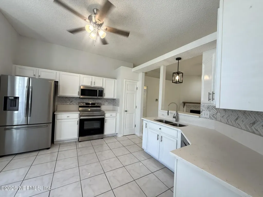 913 Mackinaw Trail St. Augustine FL 32092