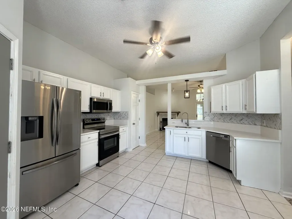 913 Mackinaw Trail St. Augustine FL 32092