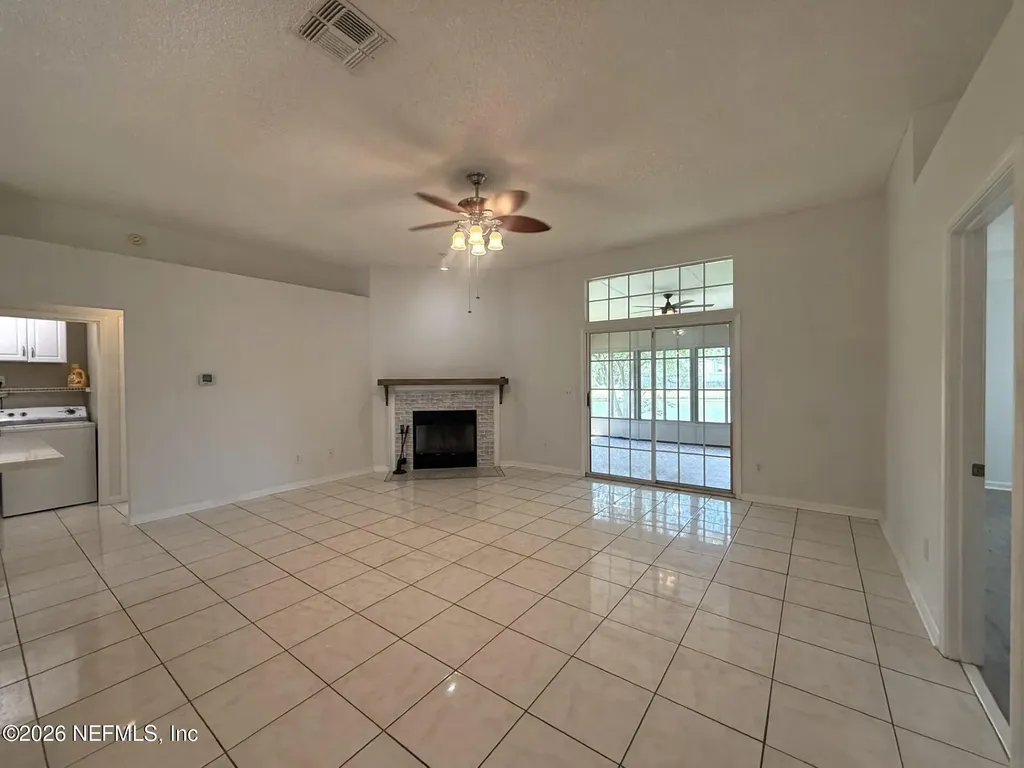913 Mackinaw Trail St. Augustine FL 32092