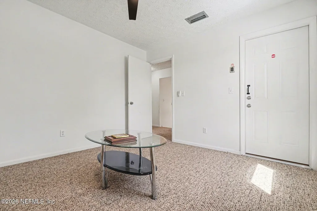 4258 Seabreeze Drive Jacksonville FL 32250