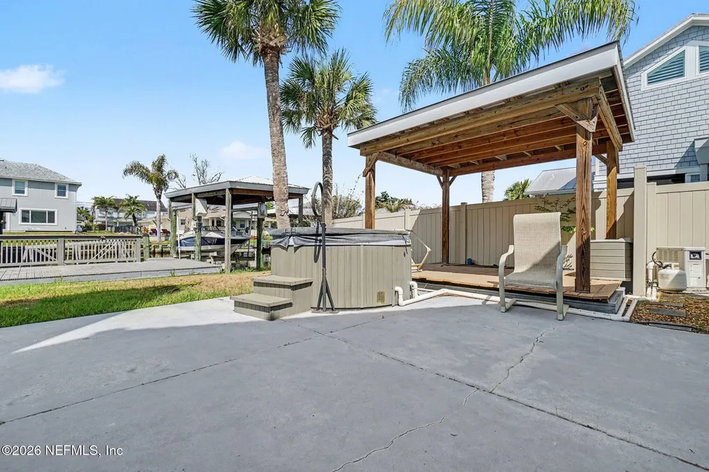 4258 Seabreeze Drive Jacksonville FL 32250