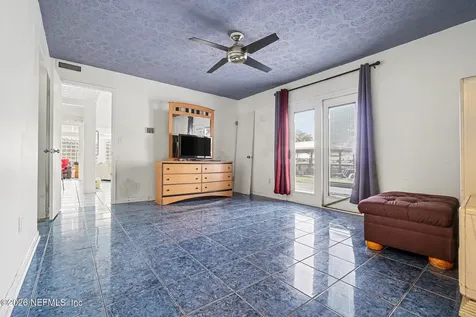4258 Seabreeze Drive Jacksonville FL 32250