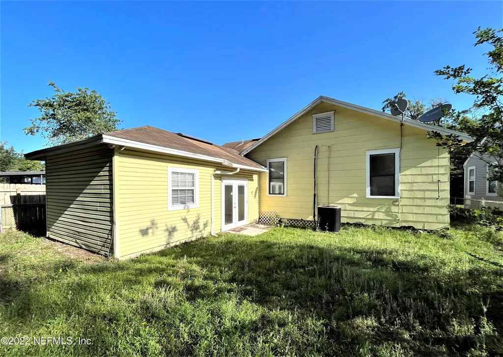 5324 Fremont Street Jacksonville FL 32210
