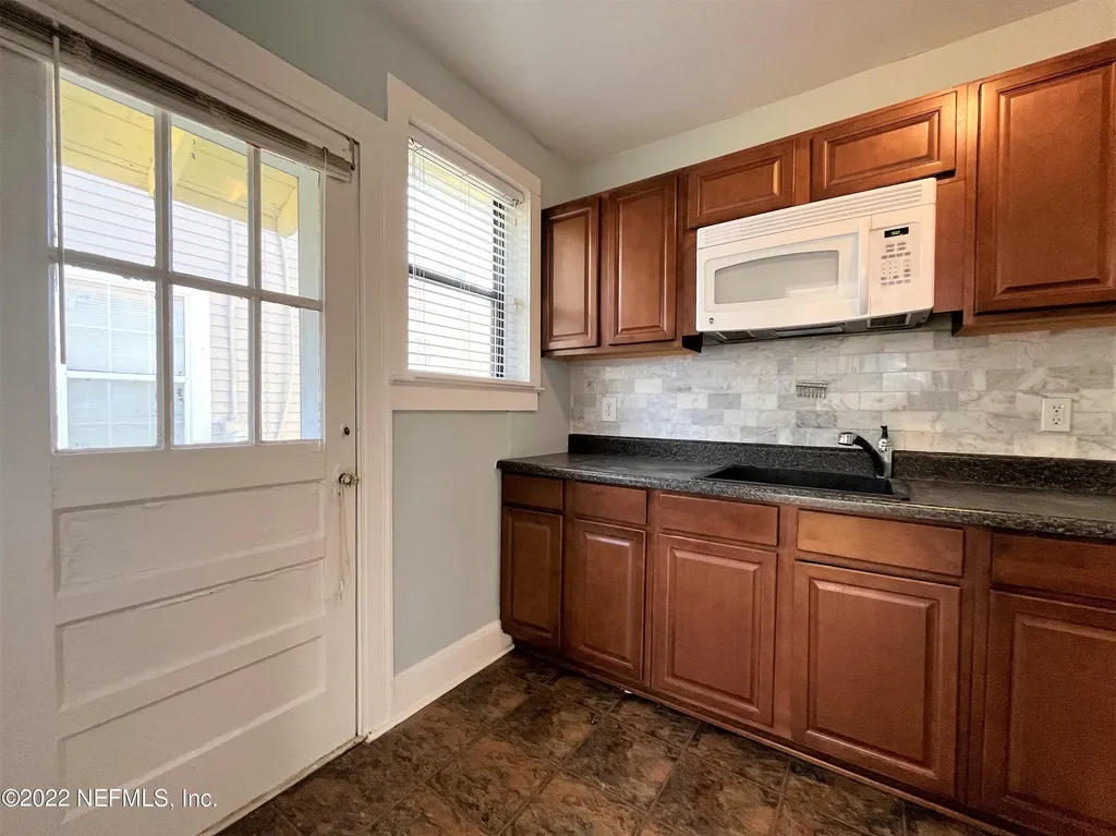 5324 Fremont Street Jacksonville FL 32210