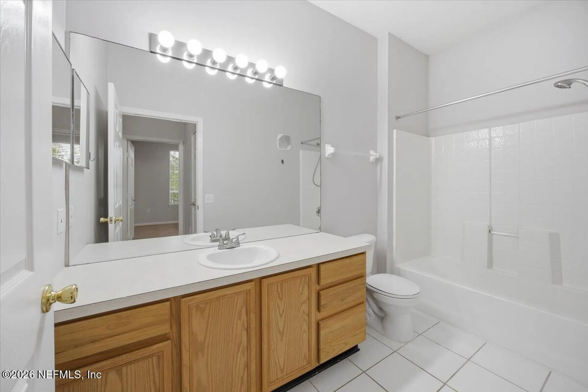 7990 Baymeadows Road E Jacksonville FL 32256