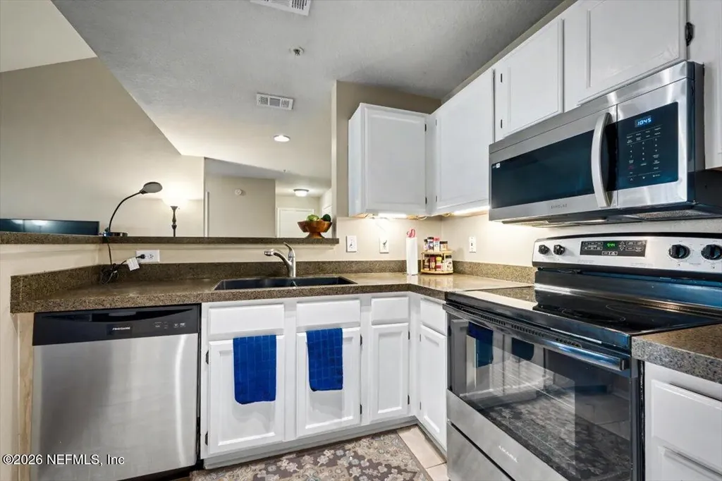 7701 Timberlin Park Boulevard Jacksonville FL 32256