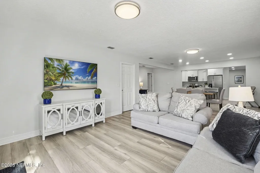 1702 7th Street N Jacksonville Beach FL 32250