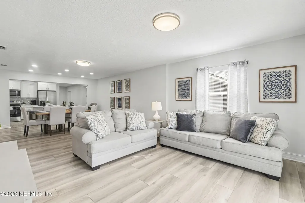 1702 7th Street N Jacksonville Beach FL 32250