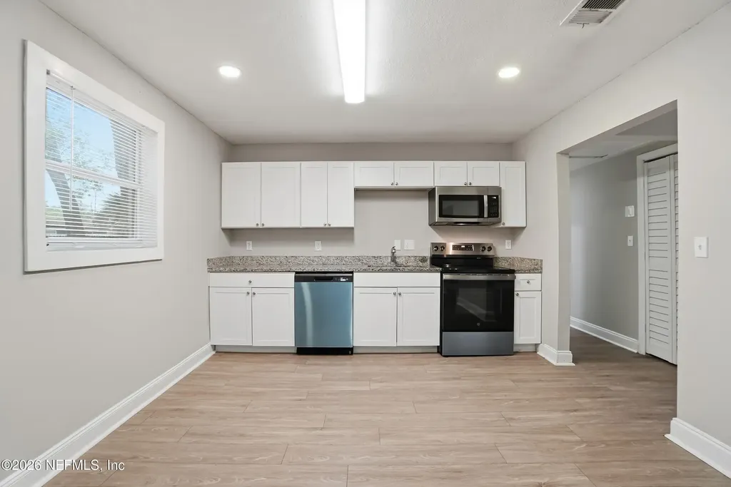 7428 Rentz Court Jacksonville FL 32211