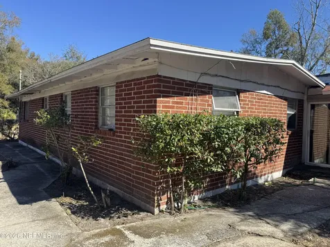 2560 Robert Street Jacksonville FL 32209