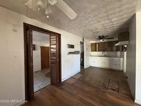 2560 Robert Street Jacksonville FL 32209