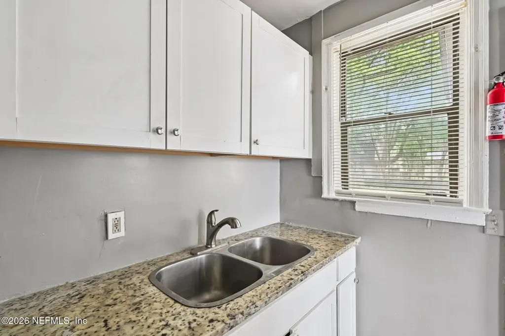 459 W 65th Street Jacksonville FL 32208