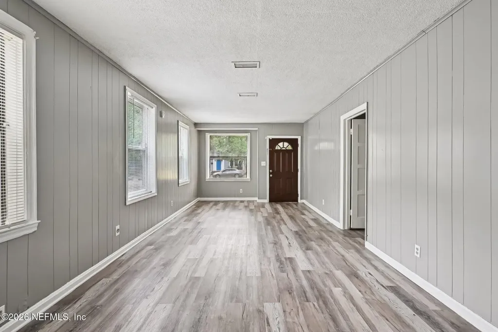 459 W 65th Street Jacksonville FL 32208