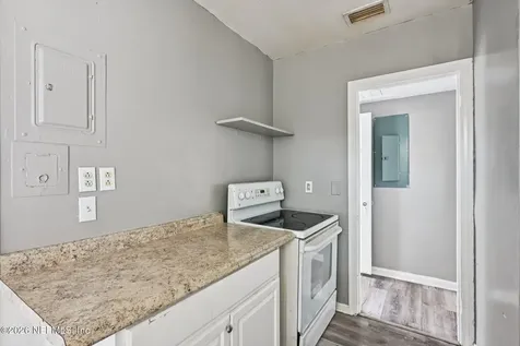 459 W 65th Street Jacksonville FL 32208