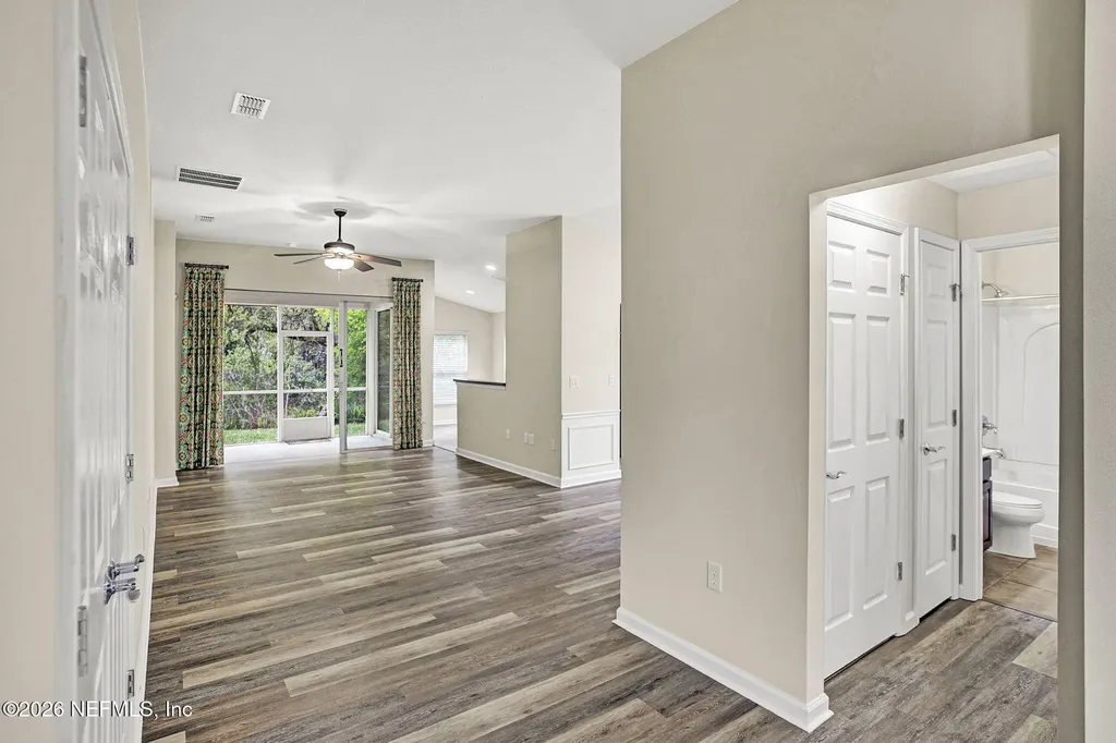 9122 Honeybee Lane Jacksonville FL 32256