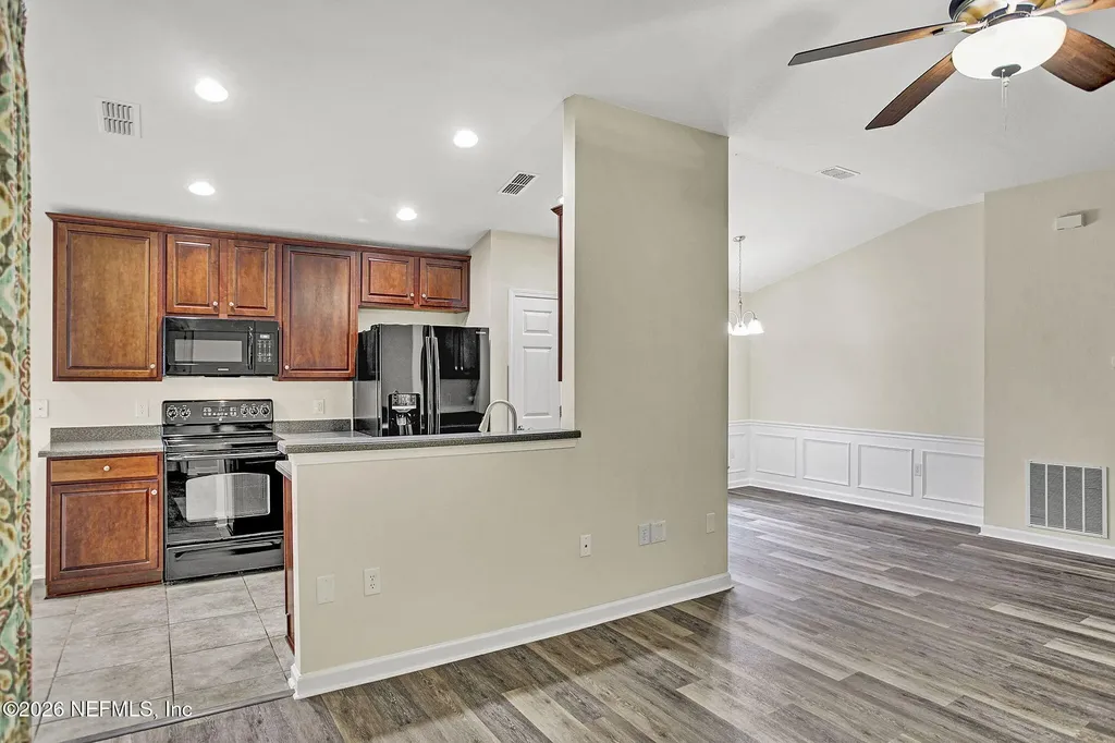 9122 Honeybee Lane Jacksonville FL 32256