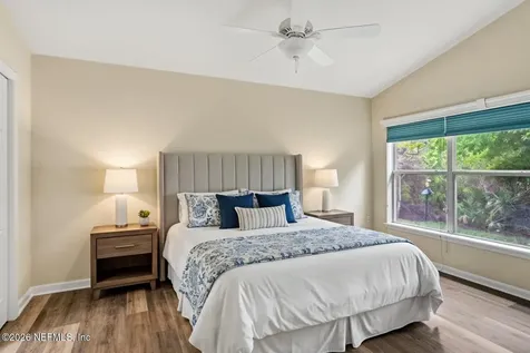 9122 Honeybee Lane Jacksonville FL 32256