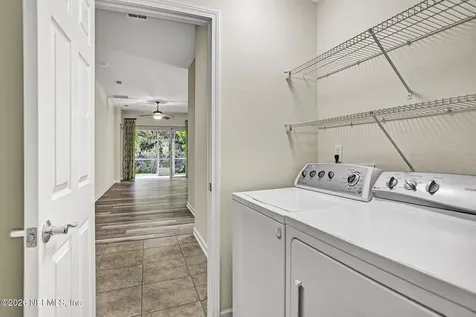 9122 Honeybee Lane Jacksonville FL 32256