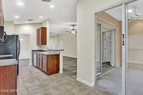 9122 Honeybee Lane Jacksonville FL 32256