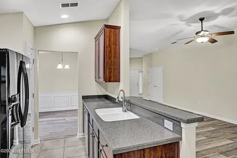 9122 Honeybee Lane Jacksonville FL 32256