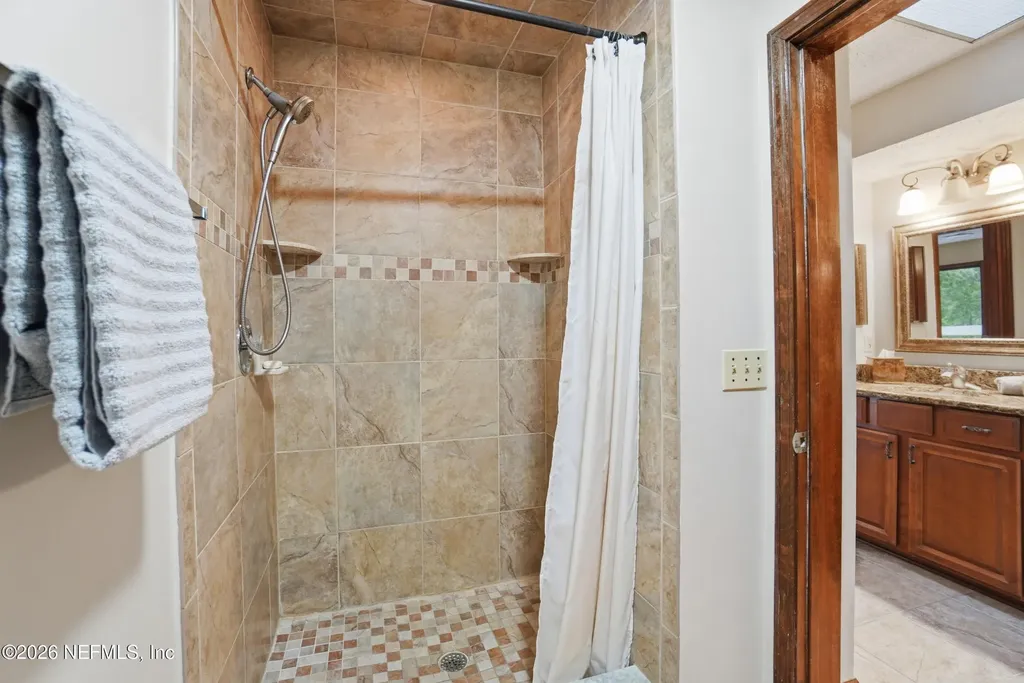 12852 Longview Drive W Jacksonville FL 32223
