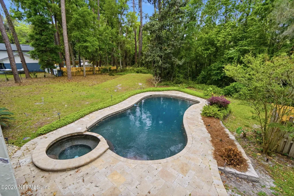12852 Longview Drive W Jacksonville FL 32223