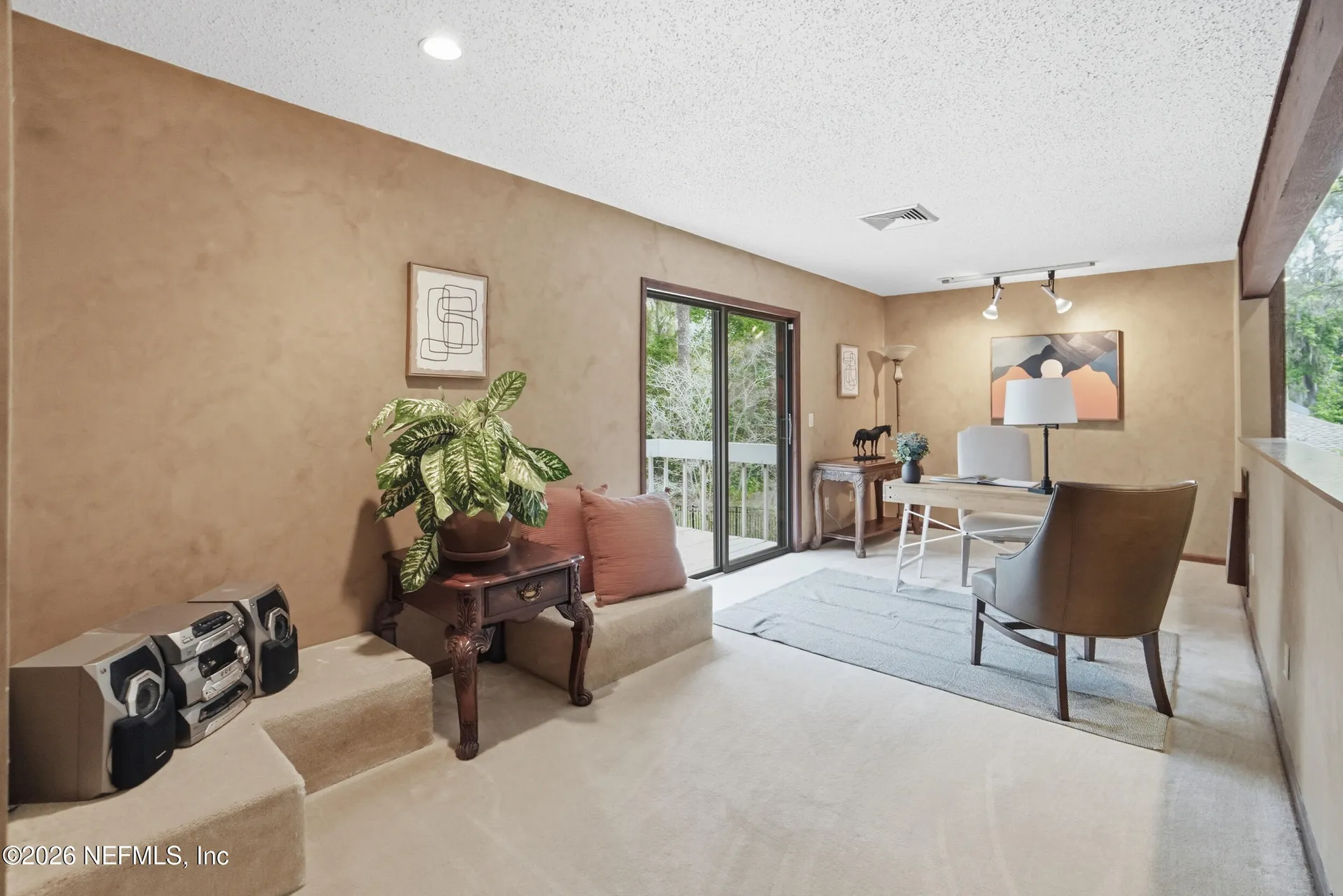 12852 Longview Drive W Jacksonville FL 32223