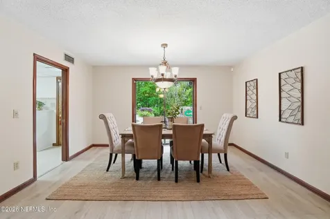 12852 Longview Drive W Jacksonville FL 32223