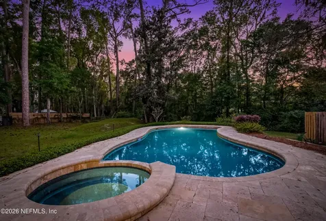 12852 Longview Drive W Jacksonville FL 32223