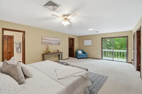 12852 Longview Drive W Jacksonville FL 32223