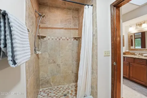 12852 Longview Drive W Jacksonville FL 32223