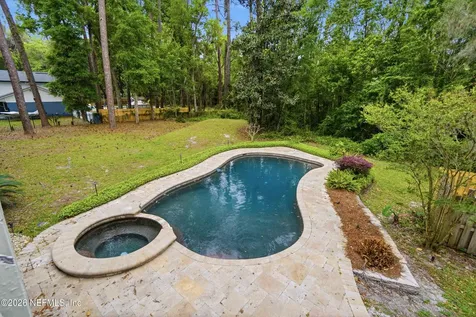 12852 Longview Drive W Jacksonville FL 32223