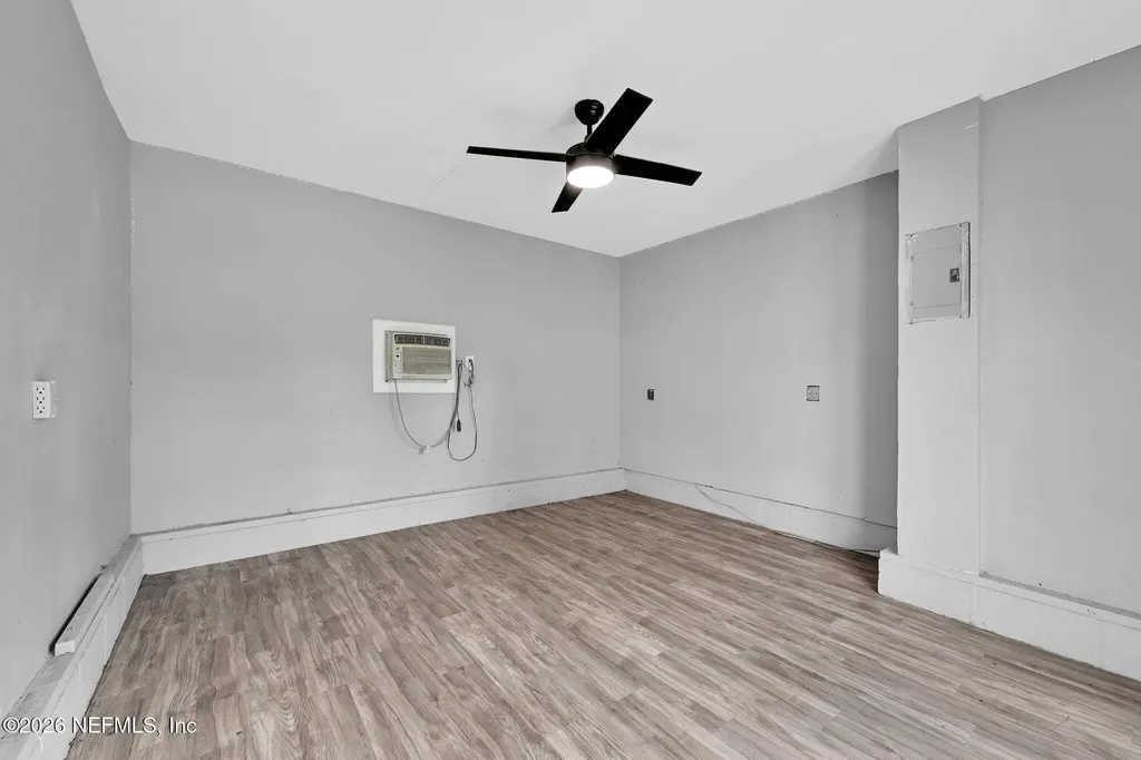 1187 Pecan Cove Jacksonville FL 32221