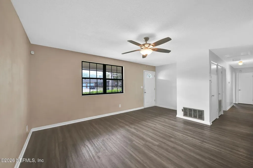 1187 Pecan Cove Jacksonville FL 32221