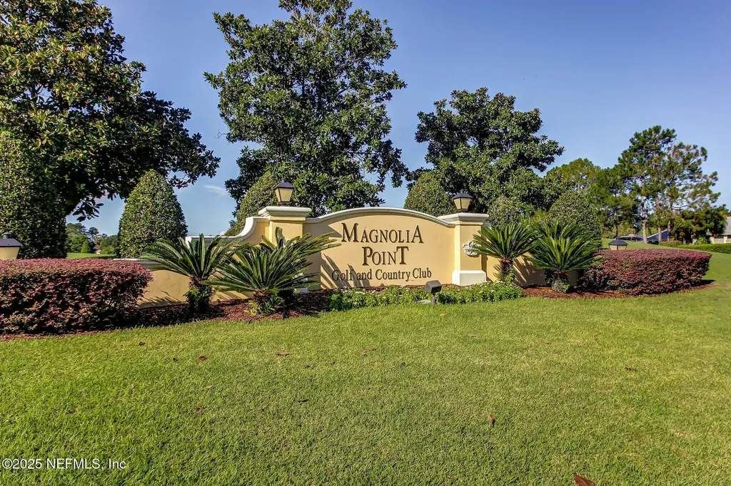 1856 Colonial Drive Green Cove Springs FL 32043